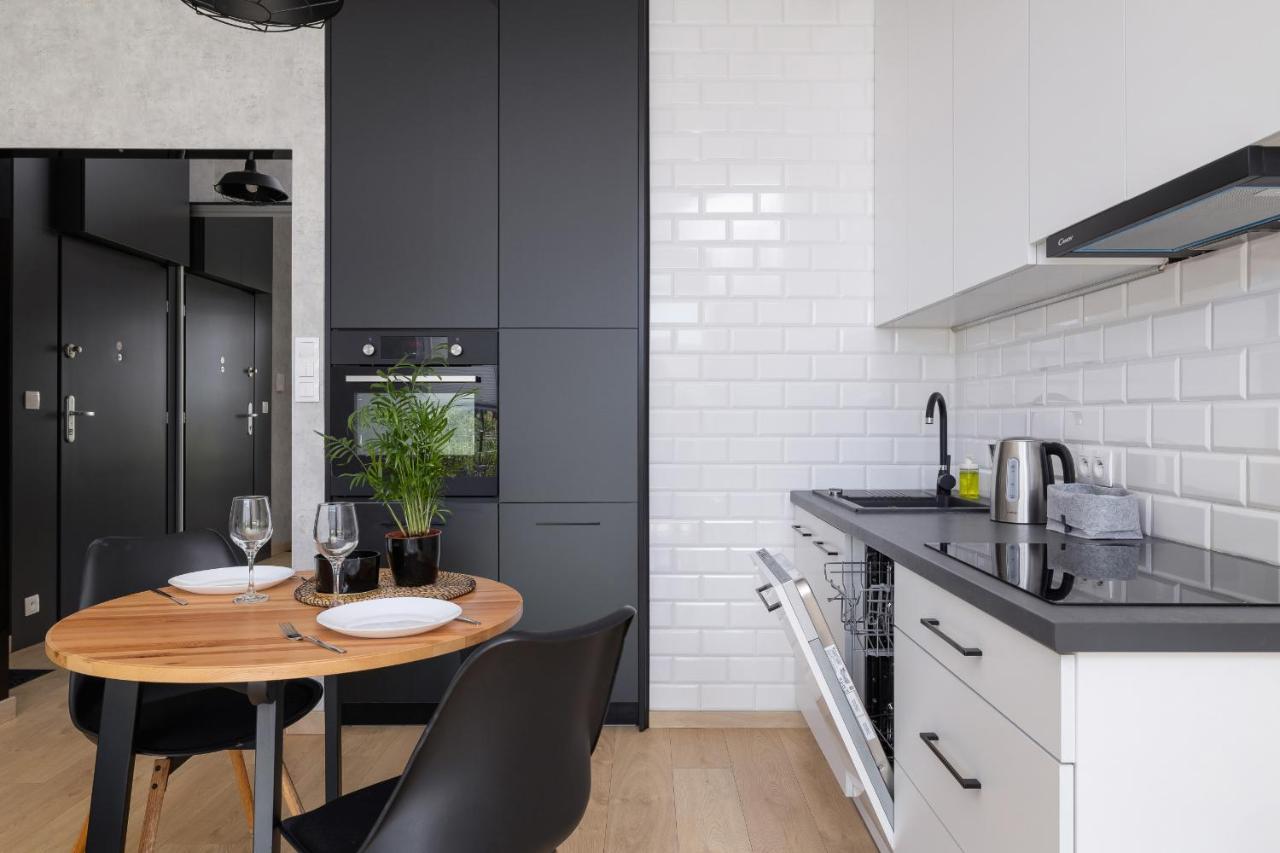Krakow Studio With Parking & Terrace Near Zalew Bagry By Renters Prestige Luaran gambar