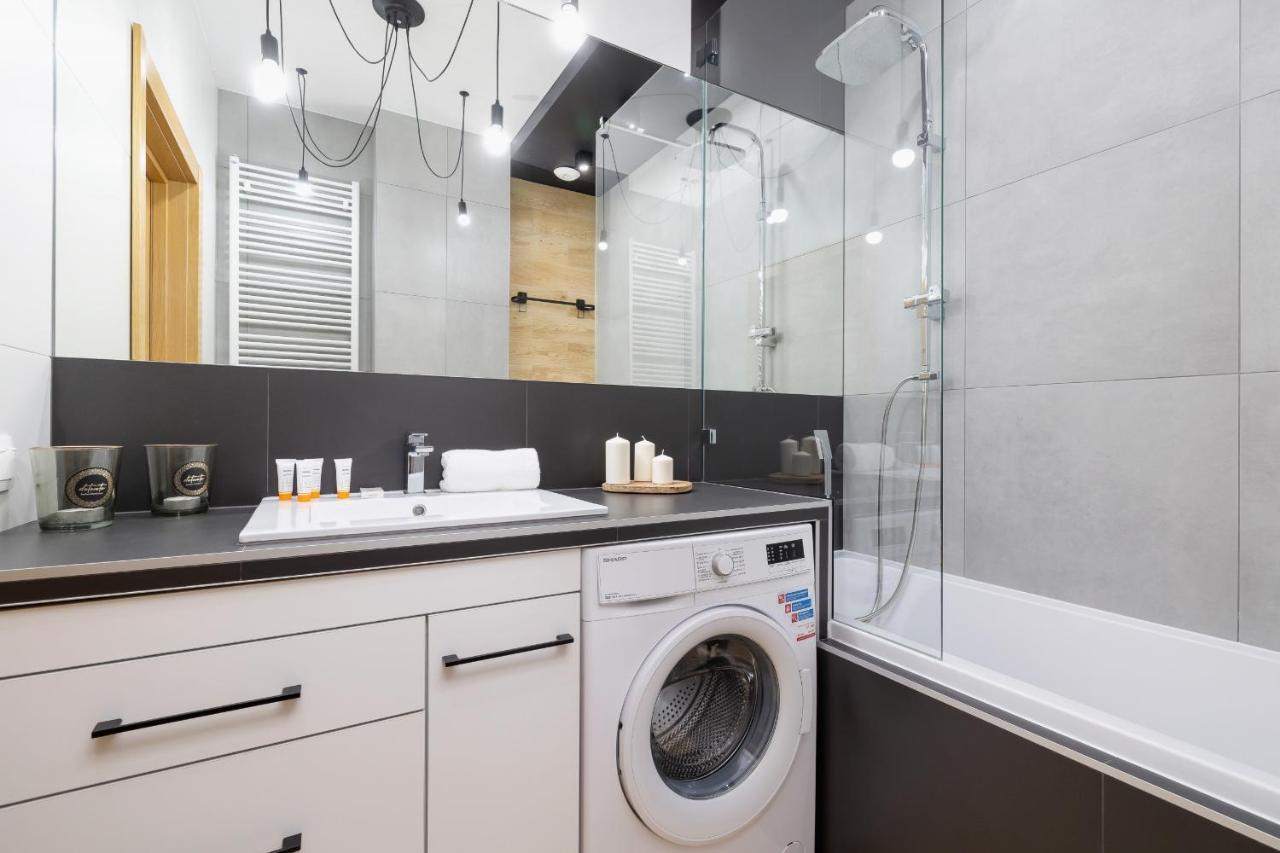 Krakow Studio With Parking & Terrace Near Zalew Bagry By Renters Prestige Luaran gambar