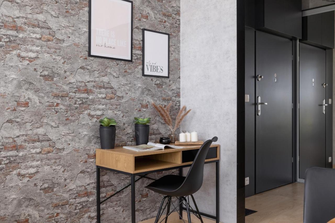 Krakow Studio With Parking & Terrace Near Zalew Bagry By Renters Prestige Luaran gambar